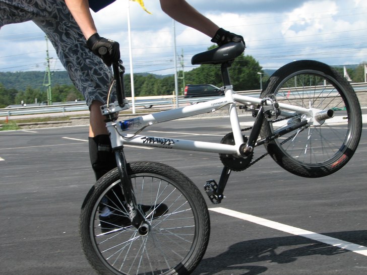 forkglider eller nåt i den stilen . Foto: Oskar karnblad. Åkare: Björn.