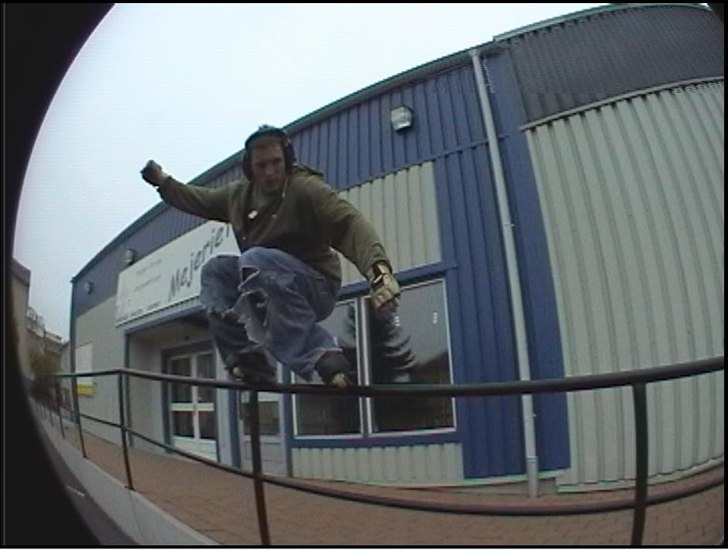 En liten screenshot från ett filmklipp. Gjorde en. Foto: Niclas Knutsson. Åkare: Niclas Jacobsson.