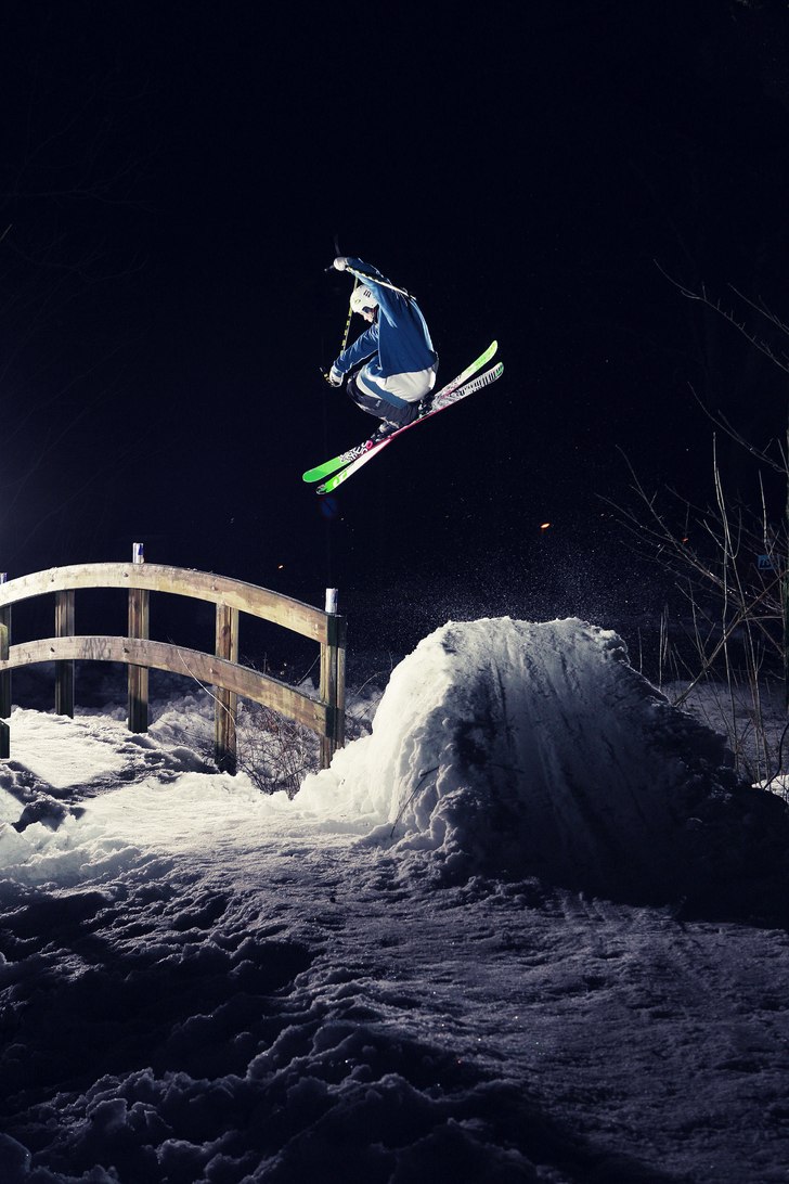 Session med Red Bull! 

www.birkemyr.blogg.se. Foto: Jonathan Birkemyr. Åkare: Andreas.