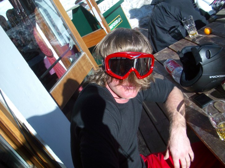 Afterski på tango. Foto: Jonas Theodorson. Åkare: Anders Hansén.