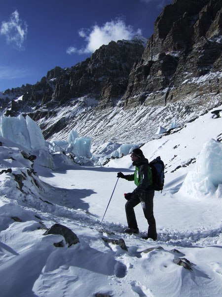Foto: Fredrik Schenholm. Åkare: 25 april. Tomas i glaciarshav..