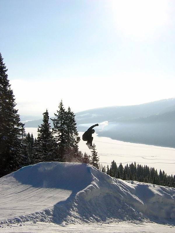 Foto: Sebastian Andersson. Åkare: Robin Gustafsson.