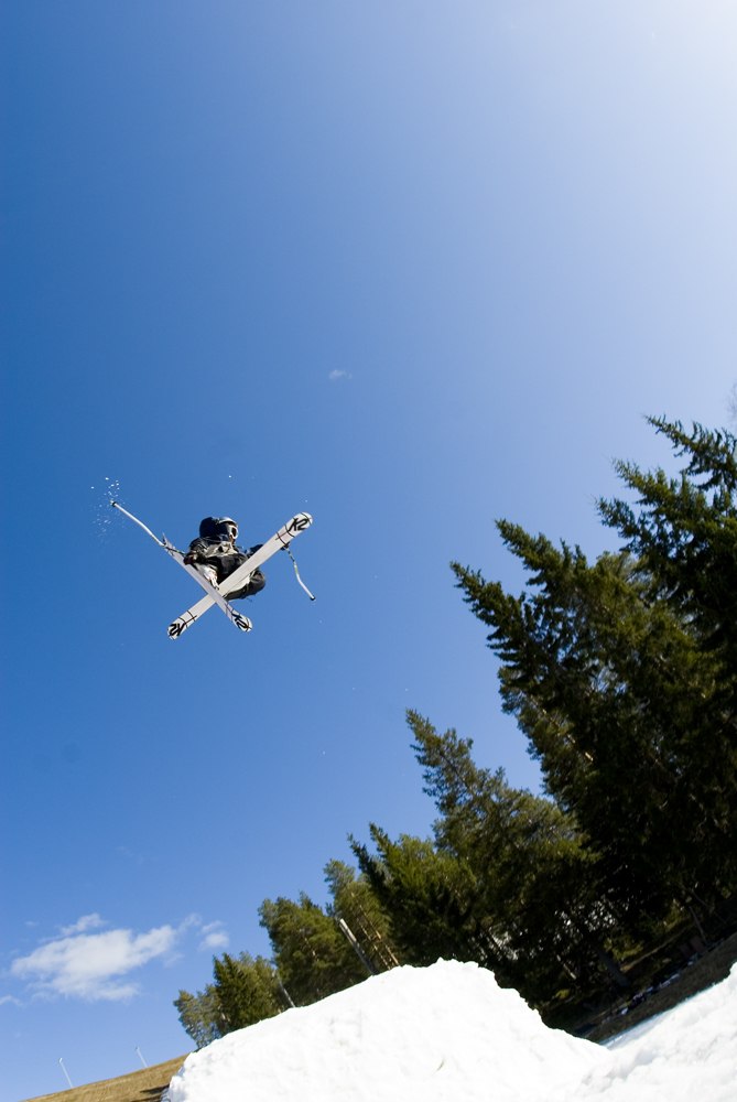 springsession... 

gör en dubbel snurr med en h. Foto: simon p. Åkare: jag <Jonas>.