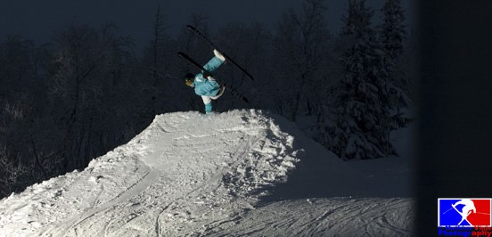 Handplant. Foto: Mathias Vinje. Åkare: Pål Espen Bentdal.