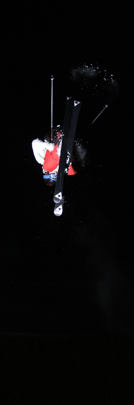 Frontflip. Foto: Max Neuriesser. Åkare: Alexander Lindquist / Jag.