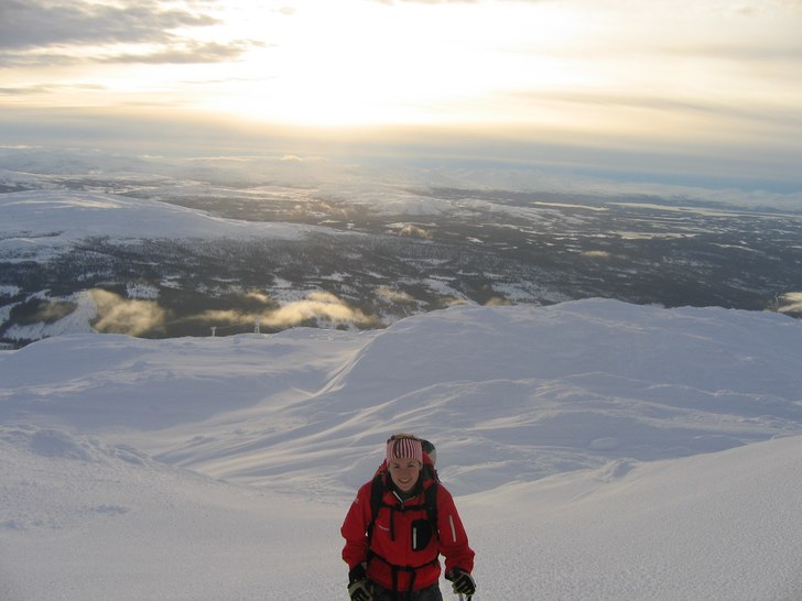 Ja, en underbar topptur på Skutan i början av no. Foto: Fredrik Falkman. Åkare: Sara Rönnberg.