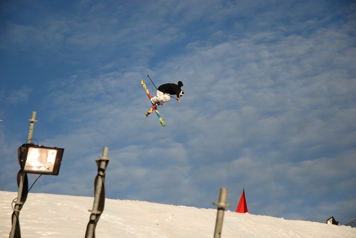 TJ. Foto: Jag. Åkare: Thomas James Schiller.