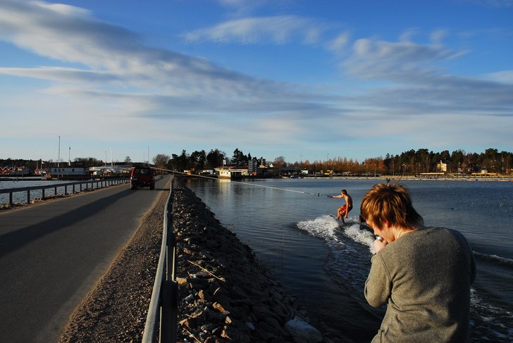 snön har ju försvunnit så .... . Foto: Patrik. Åkare: Johan.