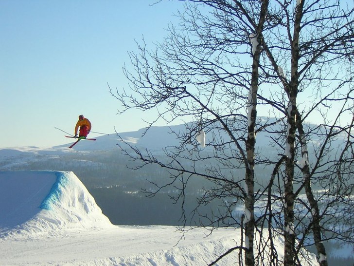 En vanlig åkdag i bräcke... Foto: Filip Ödman. Åkare: Lars Olsson.