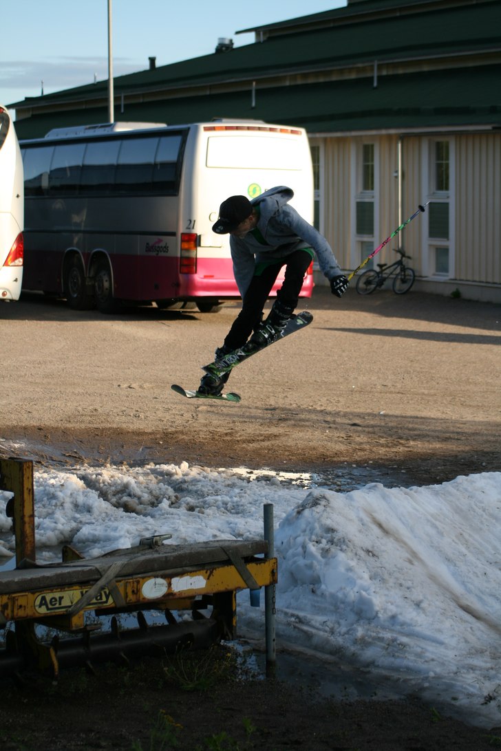 säsongen är igång. Foto: alex sverin. Åkare: Oskar Nordling.