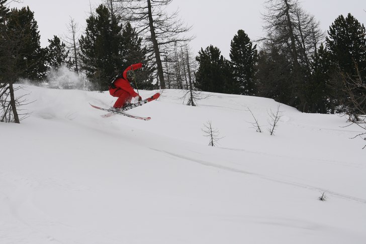Foto: Adam Jonsson. Åkare: Robin Ljungqwist.