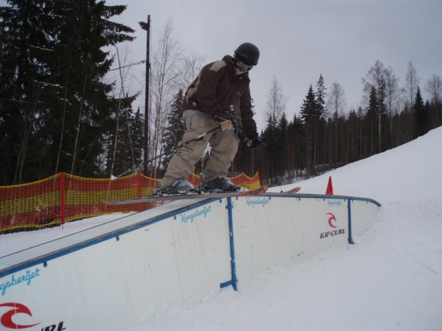 Kinkboxen. Foto: Junior. Åkare: Oscar Owetz.