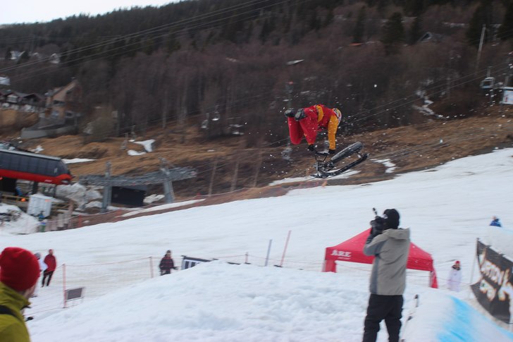 Foto: hampus fjällstedt. Åkare: jonathan fjällstedt.