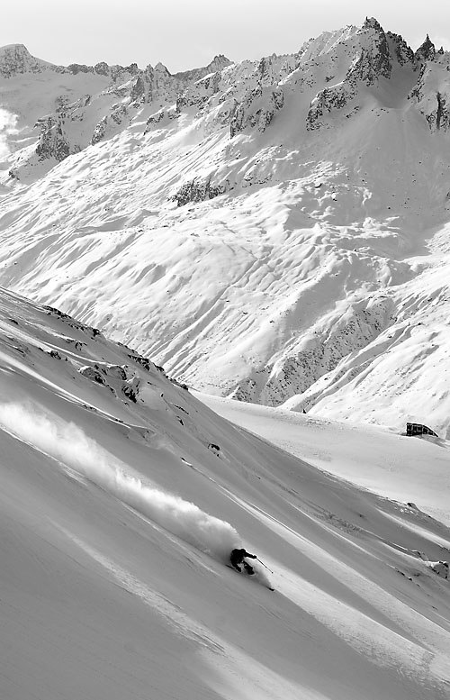 Uffe hissar med lös häl under några fina dagar . Foto: Jesper Molin. Åkare: Ulf.