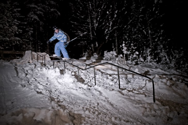 Skidar på en knepig 4kink dagen före dagen före. Foto: Philip Israelsson. Åkare: Marcus Petersson.