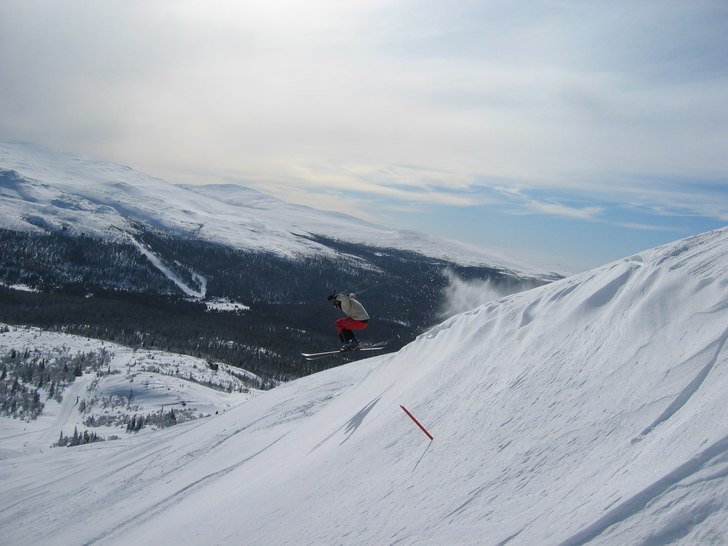 Örnen flyger. Foto: Bengt Eriksson. Åkare: Magnus Sundman.