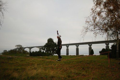 Slackline. Foto: Lars Odeblad Helseth.