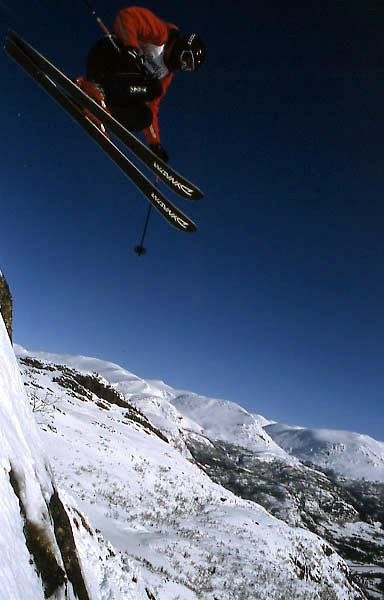 Foto: Simen Berg. Åkare: okänd.