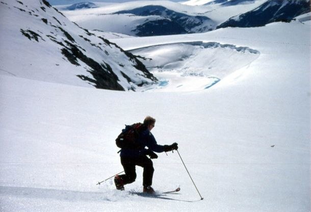 Foto: Kristian Helzel. Åkare: Jesper Österberg.
