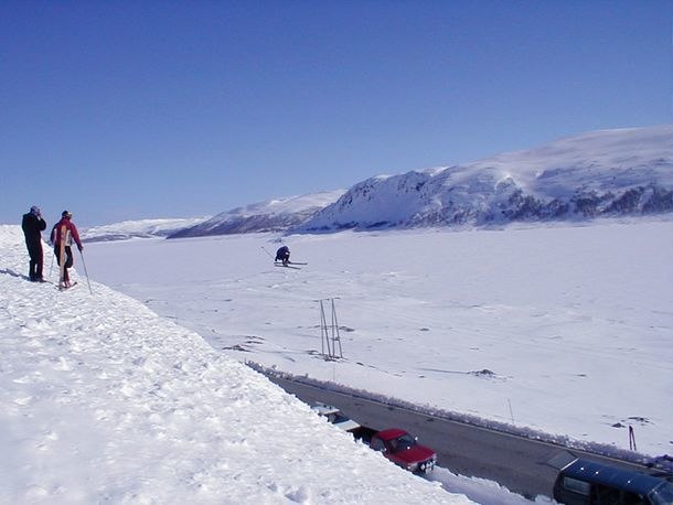 Foto: Håtveit. Åkare: Jon Håtveit.