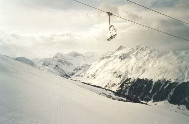 Foto: Mikael Jönsson. Åkare: okänd.