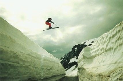 Foto: Mattias Johansson. Åkare: okänd.