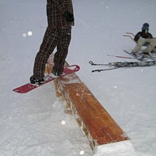 &Aring;kare: Jonathan Lindebo.
