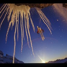 &rdquo;photo of the year&rdquo; i Powder Magazine. Foto: Oskar Enander. &Aring;kare: Calle Eriksson.