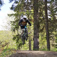 Tompa Eriksson
L&auml;ttar i flinbanan &Aring;re.