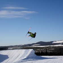 solig dag i kl&auml;ppen. Foto: Karin Jonsson. &Aring;kare: Gustav Kindgren.