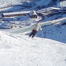 Kall, tyst natursn&ouml;, -18. Mot afterskin!. Foto: Mats M&auml;ki. &Aring;kare: Karin Englund M&auml;ki.