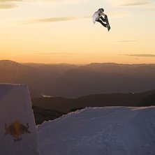 Rysshoppet i Fonna runt 11-tiden p&aring; kv&auml;llen med . Foto: Mats Kahlstr&ouml;m [matskahlstrom.se]. &Aring;kare: Mr. Tightpants.