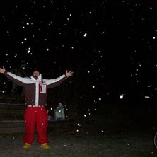 F&ouml;rsta sn&ouml;n faller &ouml;ver Lule&aring; och jag &auml;r glad. Foto: Linus. &Aring;kare: Linus.