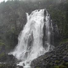 Ett fint vattenfall. Foto: Hannes Karlsson.