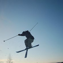 360 cross tailgrab. Foto: Daniel Eriksson. &Aring;kare: Viktor Sandin.