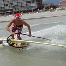 Tomtefar drar p&aring; en laydown 360, julen 2002.. &Aring;kare: Eric.