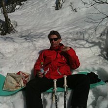 Fika. Foto: Jag. &Aring;kare: Rikard Hagson.