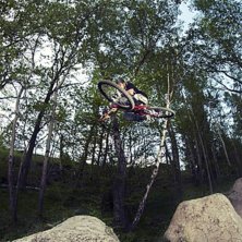 Var i skog&aring;s i fredags, rikigt skoj. Foto: Jonathan Birkemyr. &Aring;kare: Dennis Ericsson.