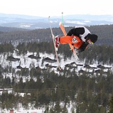 Uppv&auml;rmning, SGA. Foto: Hampus Johansson. &Aring;kare: Jakob Lundberg.