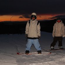 kim &aring; jag chillade lite i hundfj&auml;llet :). Foto: david. &Aring;kare: fr&aring;n v&auml;nster. jag &aring; sist men inte minst kim.