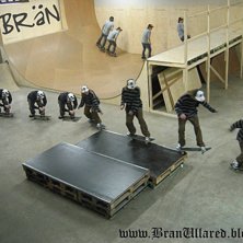 v&aring;r skatehall! shit najs.

www.branullared.blog. Foto: ARvid Larsson. &Aring;kare: Anton oscar o Anders.