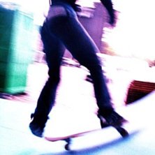 skejtade lite vid minirampen
helt galet bra va de. Foto: Hilla Aspman. &Aring;kare: isabella gustafsson.