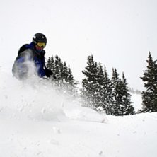 Puder p&aring; Peak 8! Sista mars 2007 blev en sk&ouml;n co. Foto: David Merritt. &Aring;kare: Jonas Emilsson.