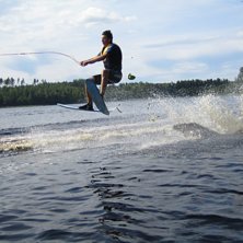 Jeppe i det sk&ouml;na hoppet :D. Foto: Viktor Frisk. &Aring;kare: Jesper Westlin.