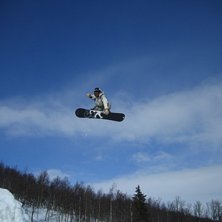 Sk&ouml;nt hopp i T&auml;rnaby. Foto: Pelle Made. &Aring;kare: Tor Made.