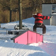 bs Boardslide. Foto: Oskar Melleg&aring;rd. &Aring;kare: Jonas Sk&ouml;ld.