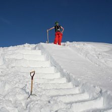 hoppet typ klart. kolla br&auml;nnan p&aring; armarna hahah. Foto: denice. &Aring;kare: jag.