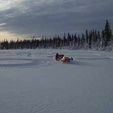 ute &aring; surfar i pyder :P. Foto: Carl-oskar Sev&auml;. &Aring;kare: p-w w.