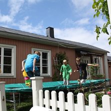jag tror jag tar i marken xd. Foto: Tobias Thelin. &Aring;kare: Jesper Nikanorsson.