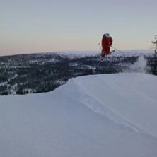 360  med en grab. Foto: En kille. &Aring;kare: Carl B&auml;ckstr&ouml;m.